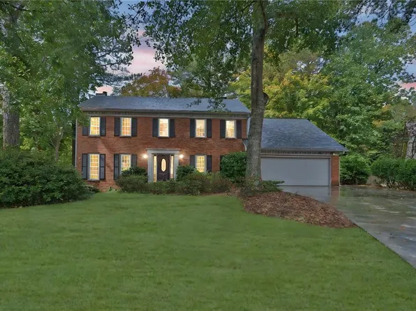 4224 Holly Bank Ct, Peachtree Corners, GA 30092