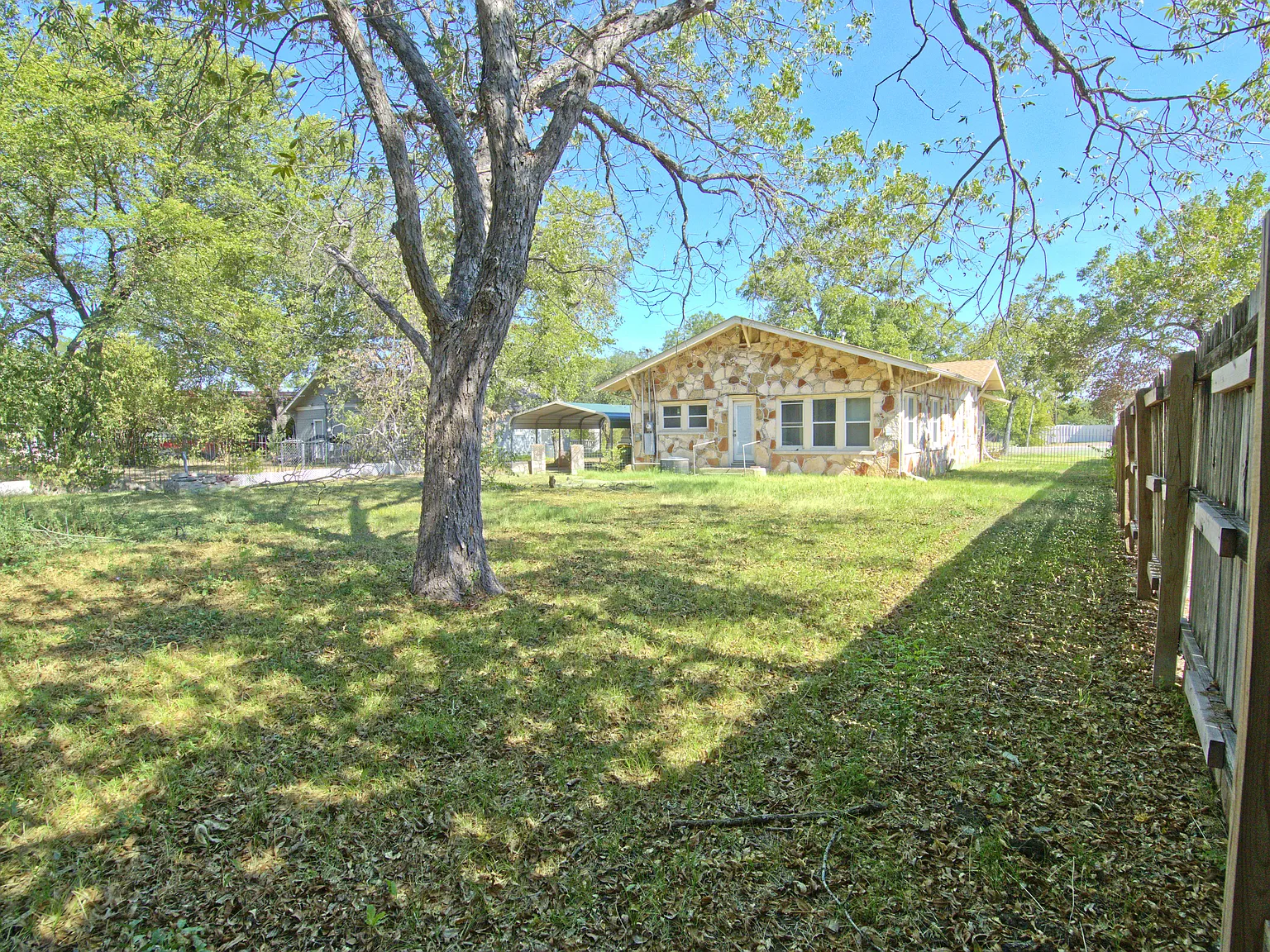 3 bed, 1515 sqft, $1,500 — Photo 4