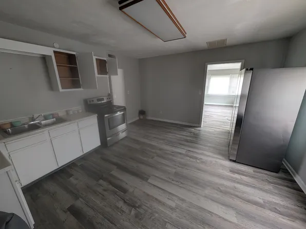 608 W Highland Ave, Ravenna, OH 44266