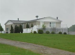 3718 175th Ave, Hersey, MI 49639