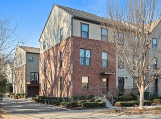 1562 Kee Ct, Charlotte, NC 28203