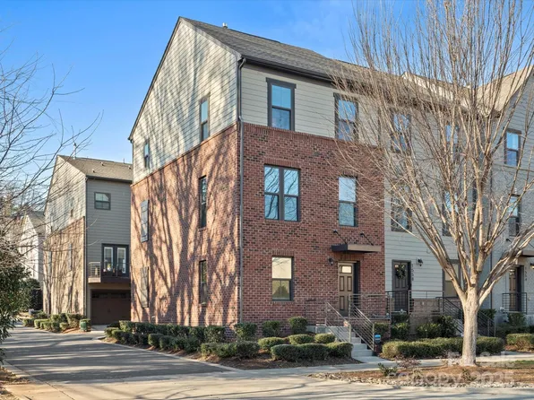 1562 Kee Ct, Charlotte, NC 28203