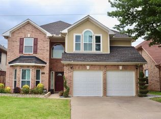 1222 Belmont Dr, Grand Prairie, TX 75052