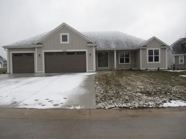 6971 Hearthstone COURT EAST East, Lannon, WI 53046