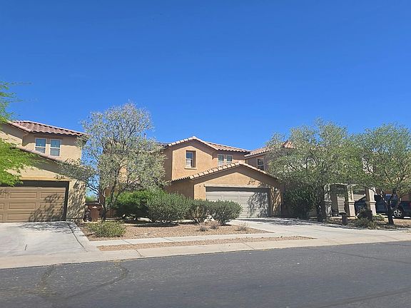 3rd image of 944 W Calle Sauce Blanco