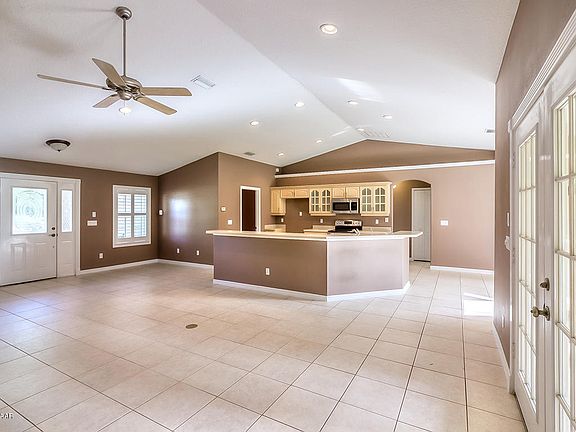 2nd image of 13 Rymer Ln