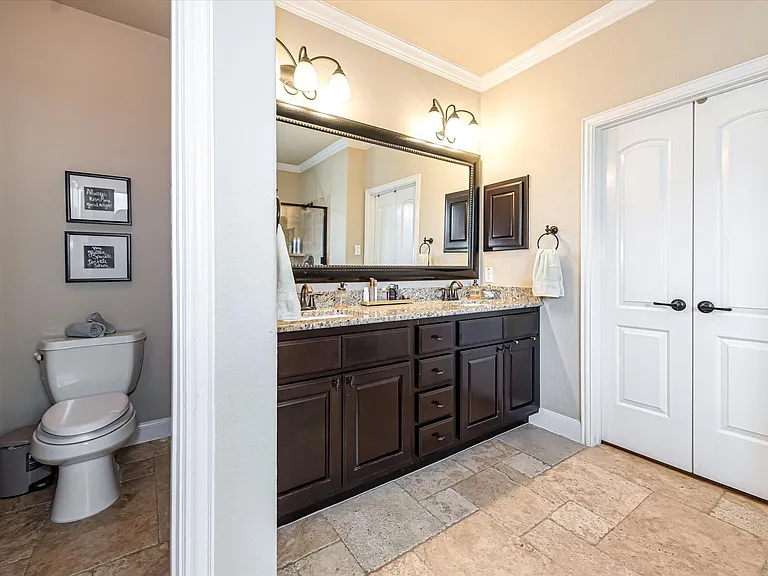 6 Camplight Ct — Photo 23