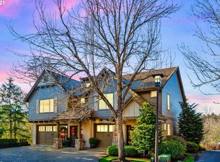 2039 NW Village Cir, Portland, OR 97229