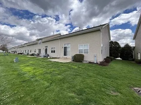 1141 Alexandria Dr — Photo 21