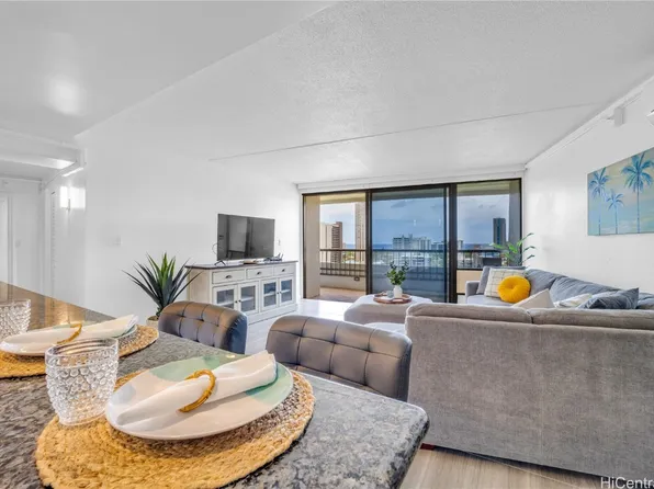 2333 Kapiolani Blvd APT 1614, Honolulu, HI 96826