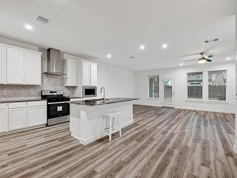 2937 Amherst Meadow Ln — Photo 5