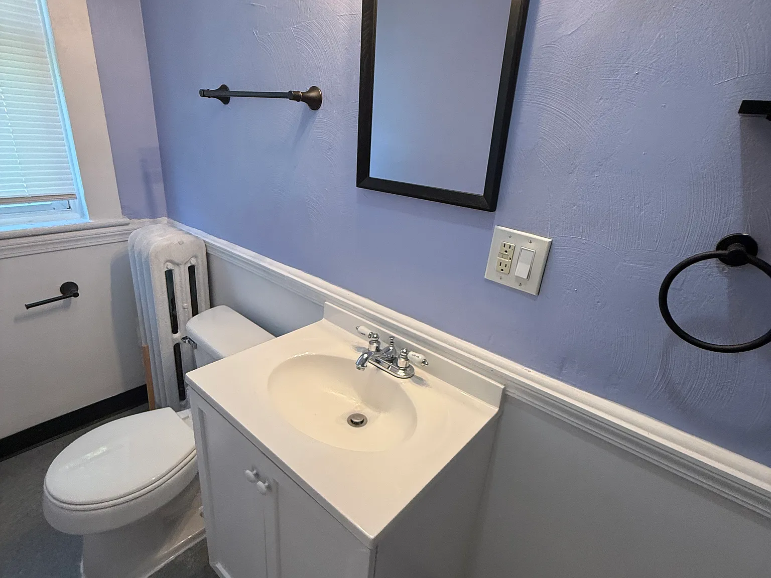 831 Wood — Photo 3