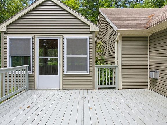 5th image of 114 Garden Circle