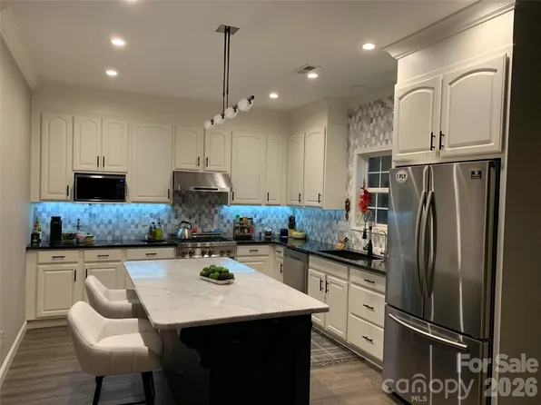 6202 Greengate Ln, Waxhaw, NC 28173