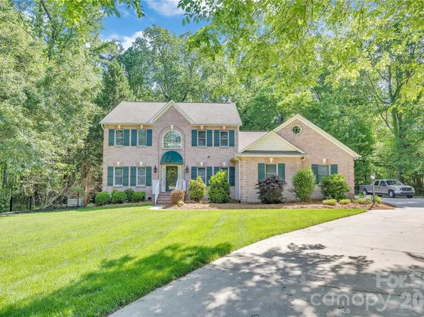 106 Mist Valley Dr, Salisbury, NC 28146