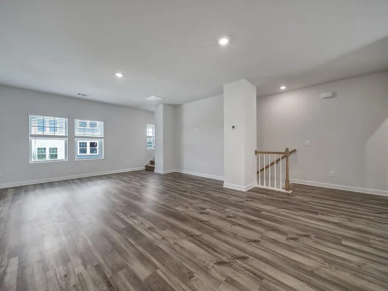 7148 Bryce Ave — Photo 16