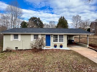 1470 3rd Street Pl SW, Hickory, NC 28602