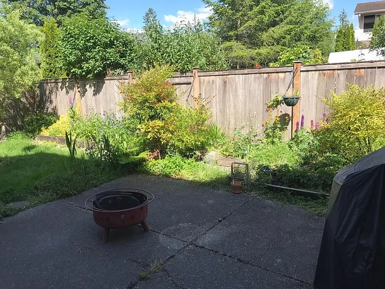 15907 E Shore Dr #B — Photo 8