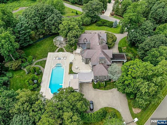 2nd image of 64 Rio Vista Drive