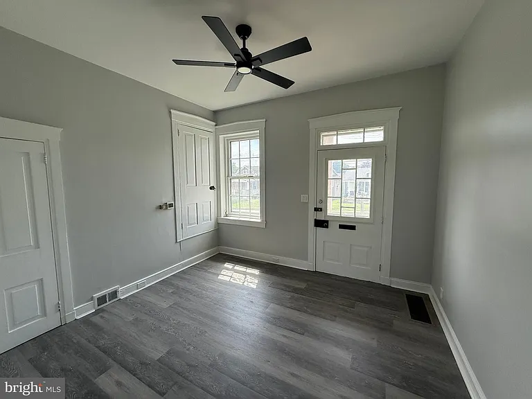 1530 New Holland Rd #LEFT REAR 1ST FLOOR — Photo 31