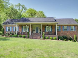1816 Center Point Rd, Hendersonville, TN 37075