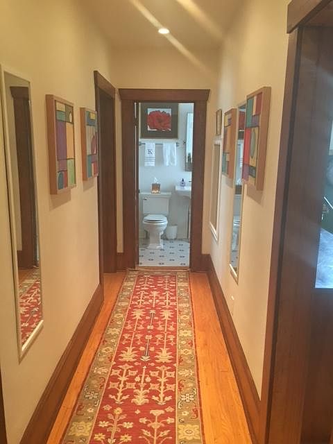 Hallway between kitchen, main room and bathroom.