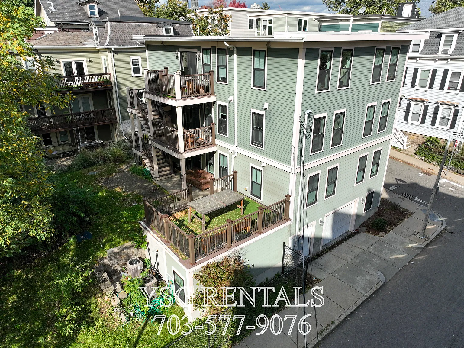 4 bed, 1400 sqft, $8,599 — Photo 2