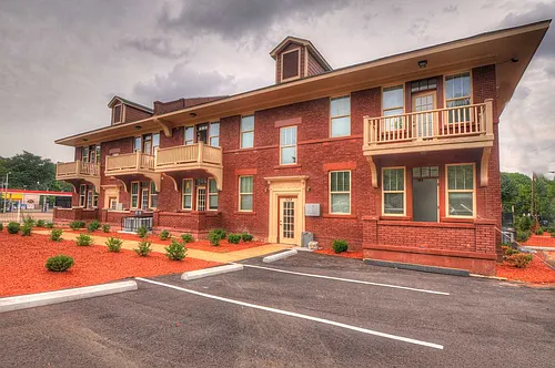 528 E Parkway Ave #9 Photo 1