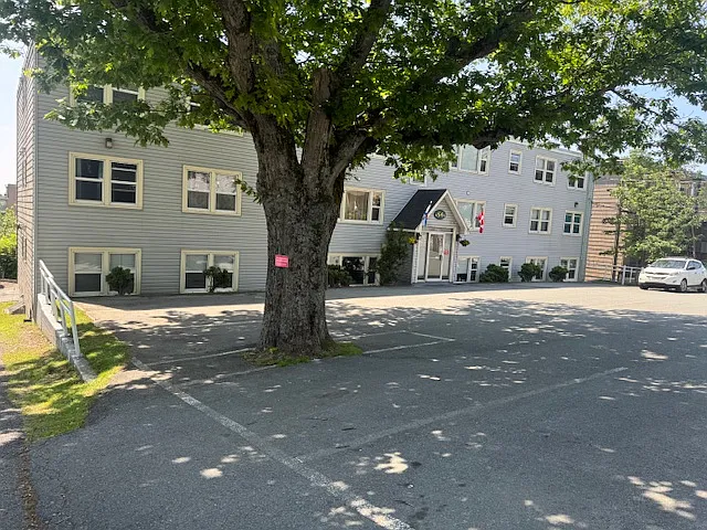 2 bed, 800 sqft, $1,800 — Photo 2