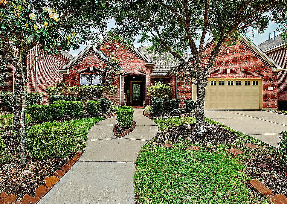 1st image of 823 Overdell Dr