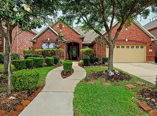 823 Overdell Dr, Sugar Land, TX 77479