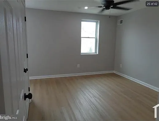 2965 Yorkway — Photo 9