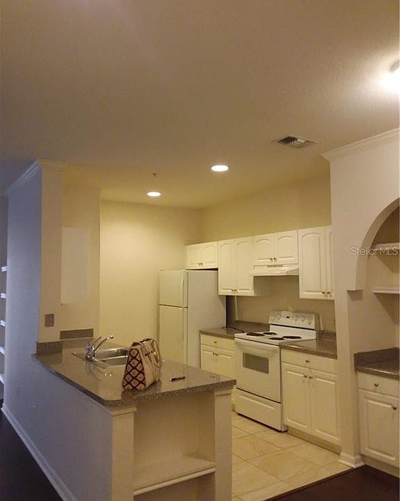 2nd image of 860 N Orange Ave APT 239