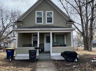 123 6th Ave SE, Jamestown, ND 58401