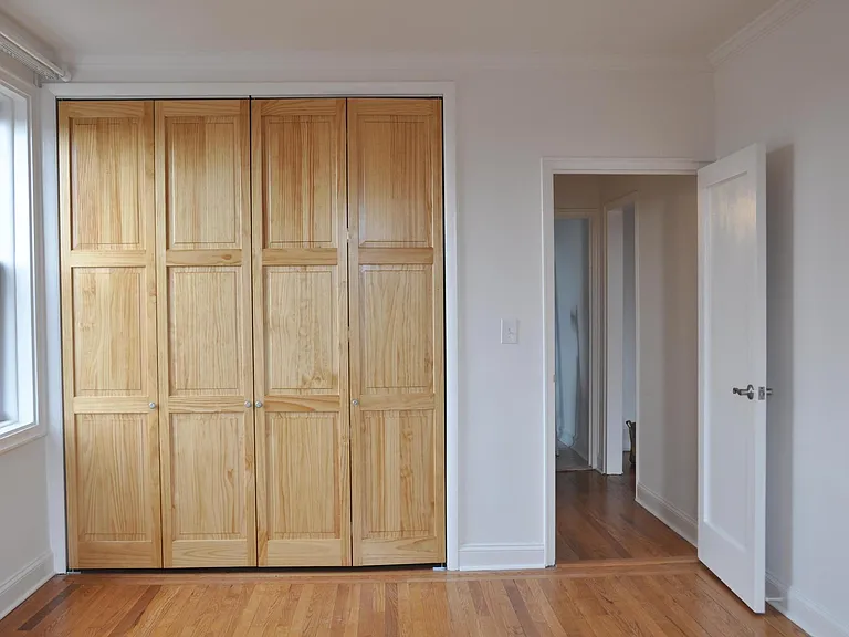 111 Larchmont Acres — Photo 8
