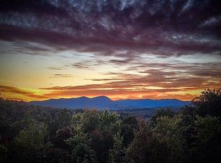 49 Amy Creek Cir, Ellijay, GA 30540