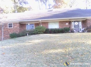 3812 Lakehurst Dr, Memphis, TN 38128