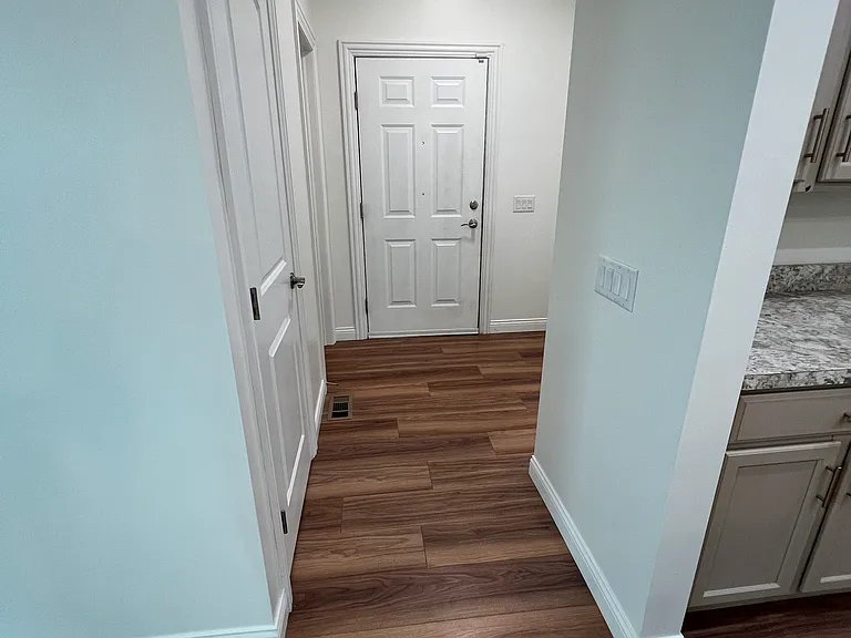 800 Heyl Ave — Photo 14