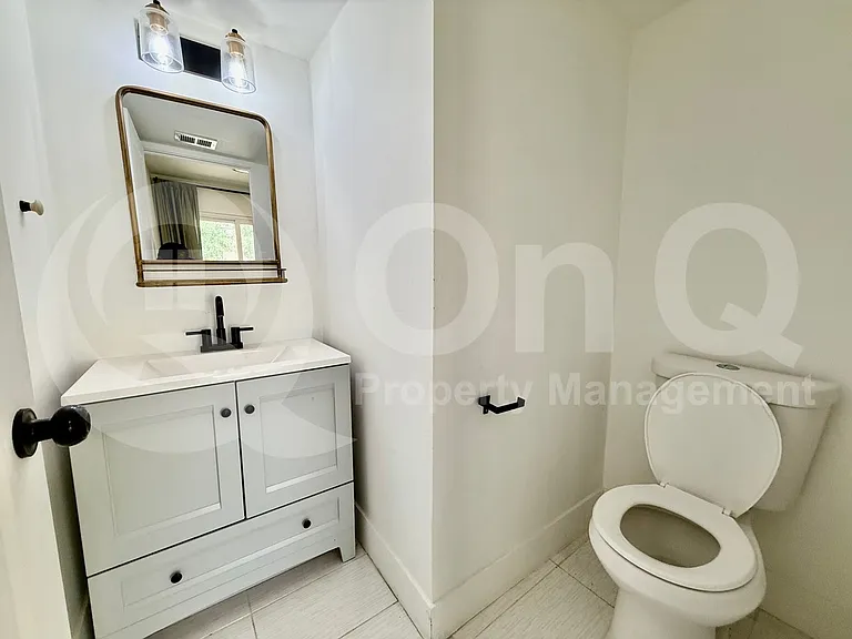 544 S Wilson St #101 — Photo 6