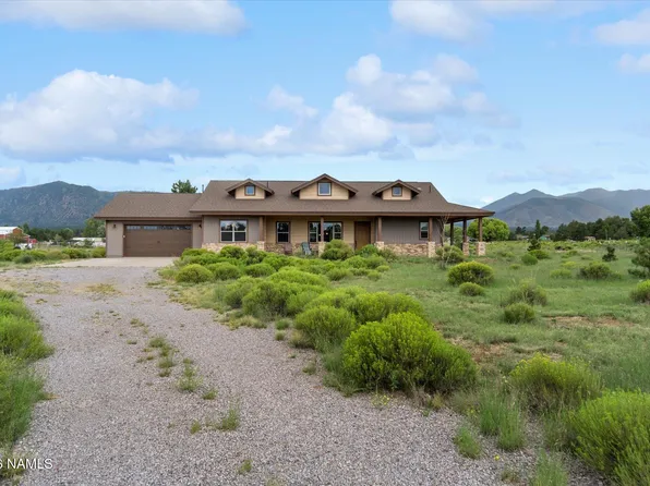 8696 Leah Ln, Flagstaff, AZ 86004
