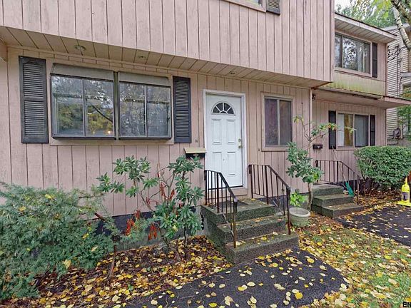 5th image of 3 Pinehurst Ave