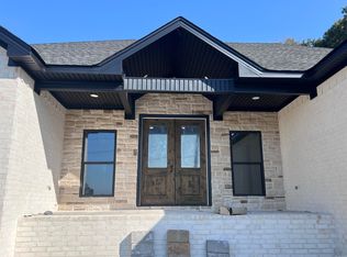 1512 Sandhill Rd, Lonoke, AR 72086