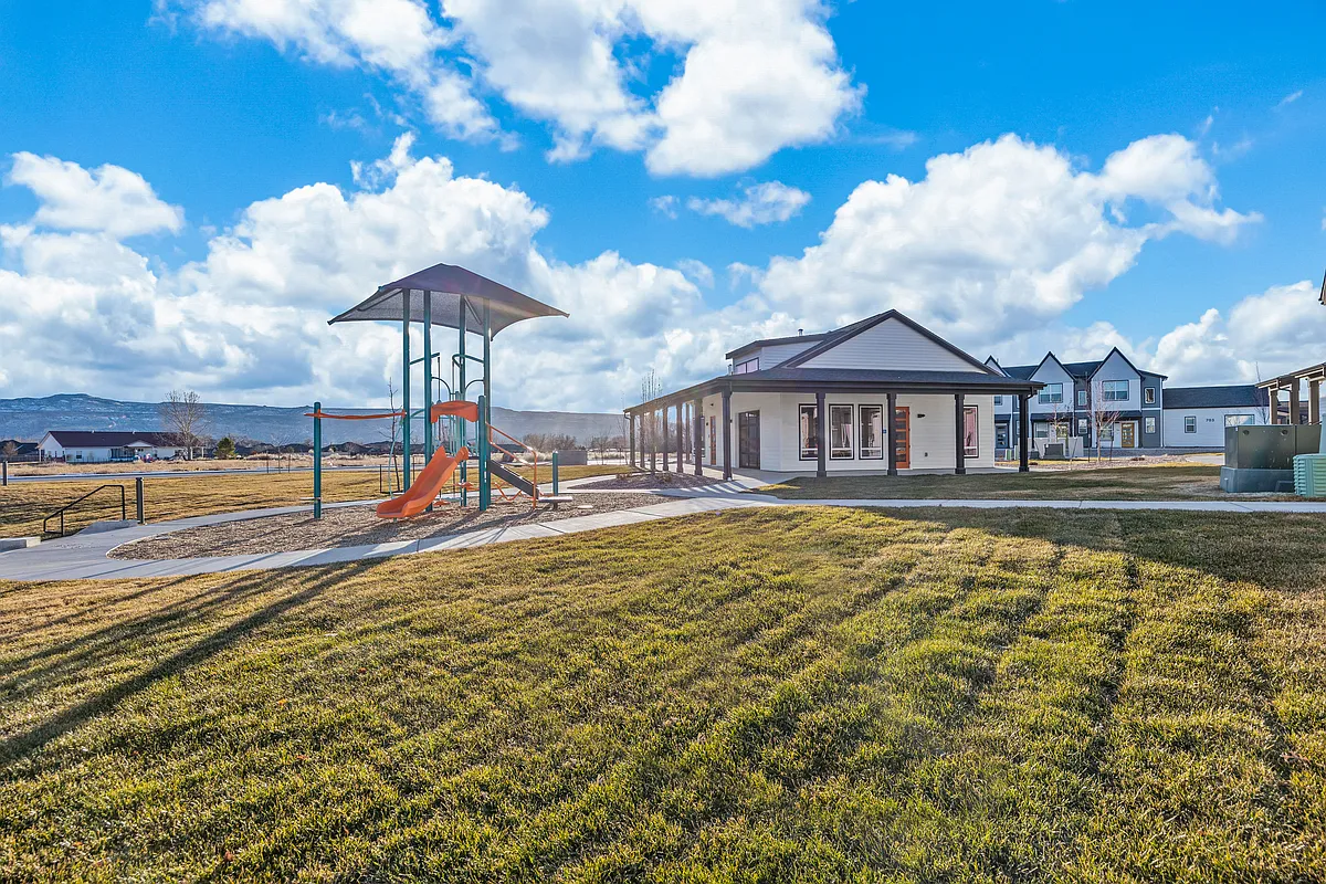 Building Photo - The Fruita Mews