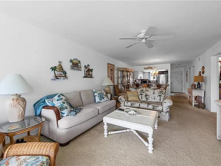 6725 Winkler Rd #C203 — Photo 33