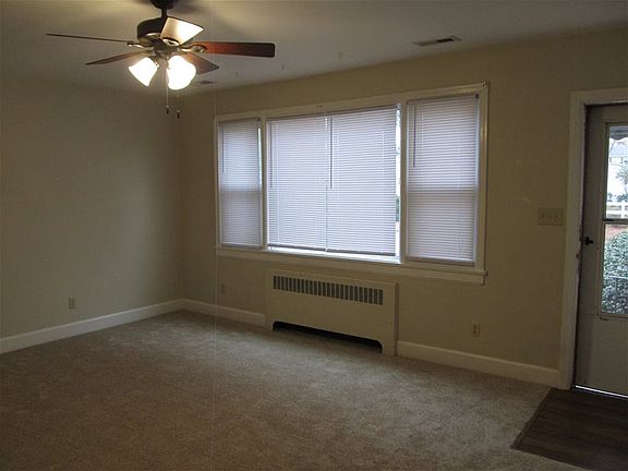 2nd image of 5003 Winchester Dr