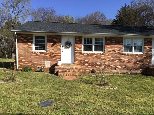 6614 Johnston St S, Petersburg, VA 23803