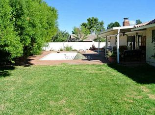 3698 Mountcrest Dr, Las Vegas, NV 89121