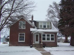 404 E Hanson Ave, Mitchell, SD 57301