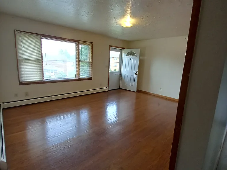 Apartment Heights — Photo 57