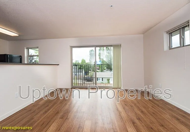 4820 SW Tucker Ave #411 — Photo 8